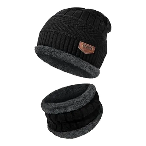 WOOLEN CAP WITH MUFFLER